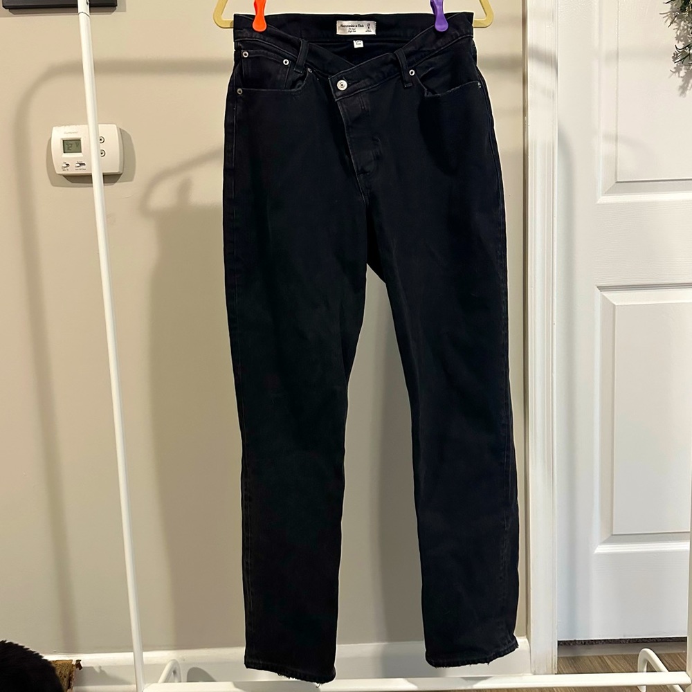 Abercrombie & Fitch Curve Love The Dad High Rise Jean